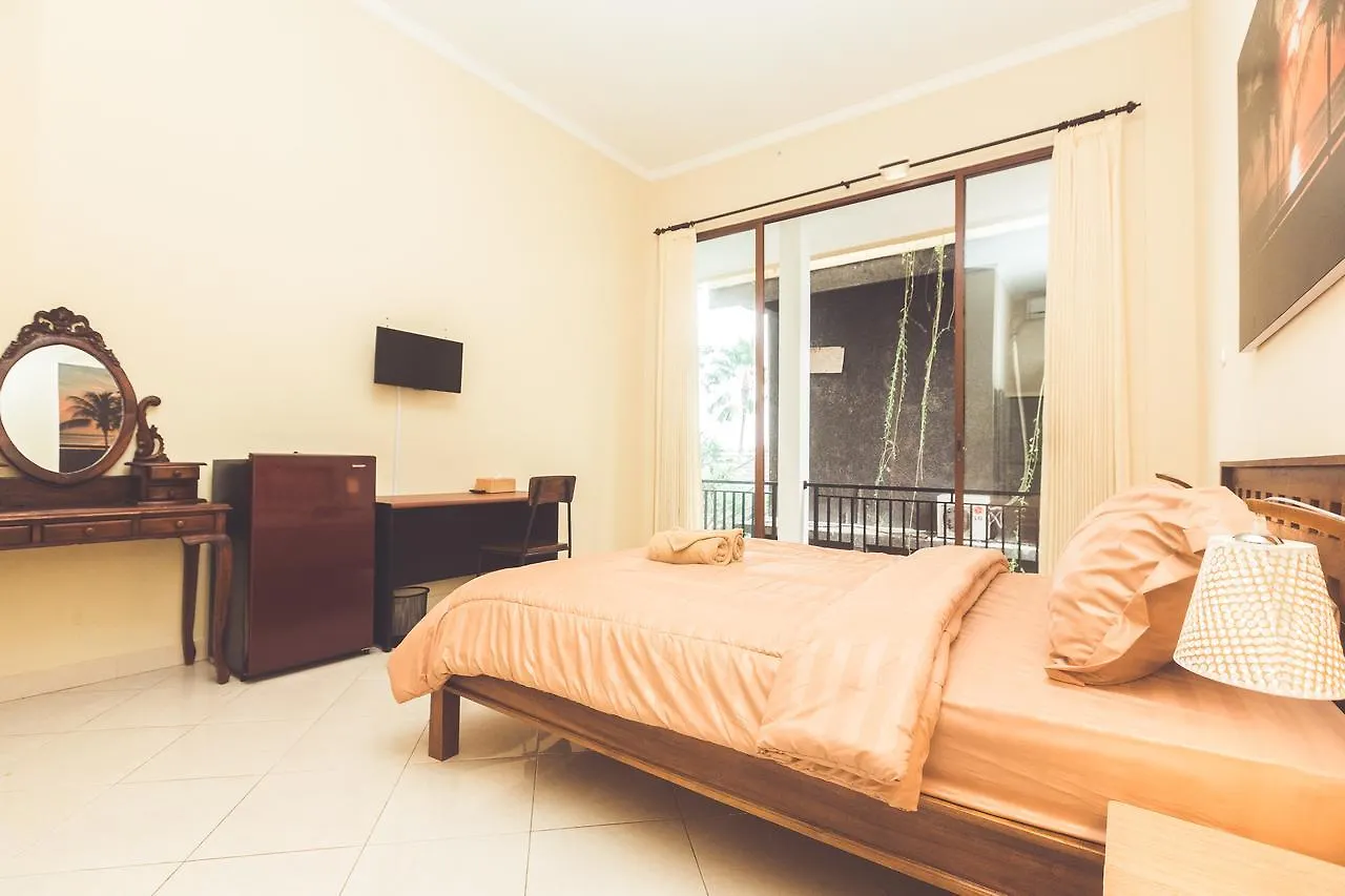Hotel La Costa Central Семиньяк 3*,