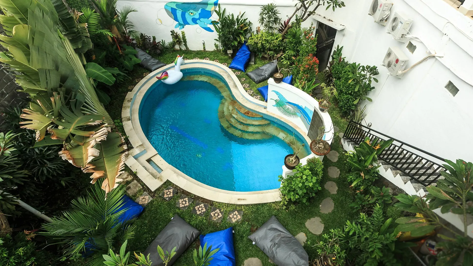 Hotel La Costa Central Семиньяк